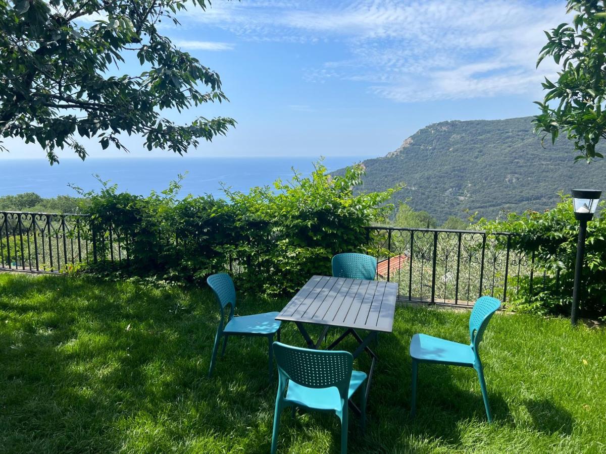Bikeandclimb B&B Finale Ligure Exteriör bild